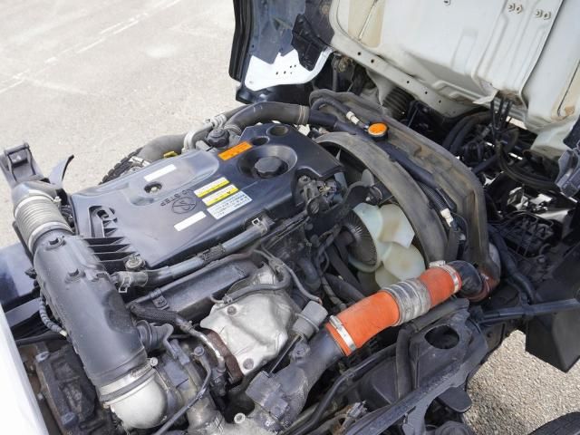 Isuzu ELF TRUCK 2015-08 196073-14