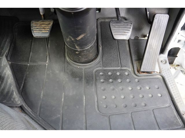 Isuzu ELF TRUCK 2015-08 196073-25