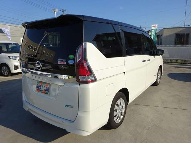 Nissan SERENA 2017-04 196220-8
