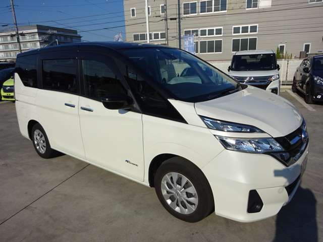 Nissan SERENA 2017-04 196220-16