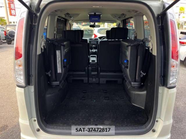 Nissan SERENA 2011-09 256993-11