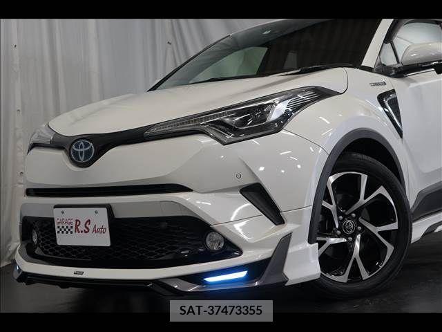 Toyota C-HR 2017-09 295478-2