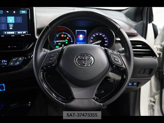 Toyota C-HR 2017-09 295478-9