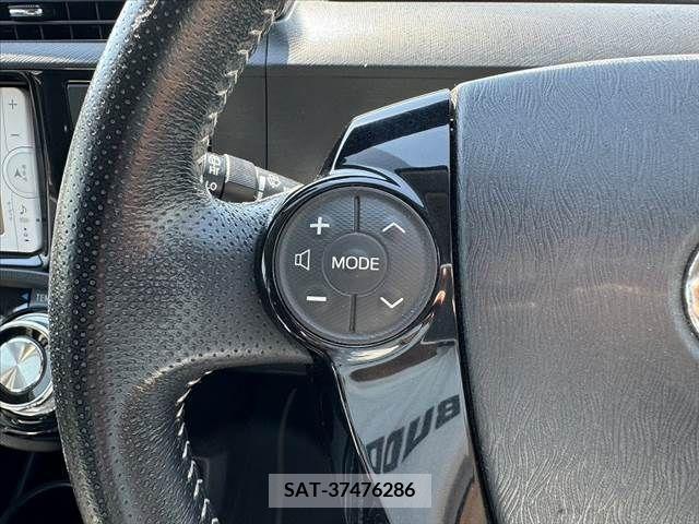 Toyota AQUA 2014-02 344471-5