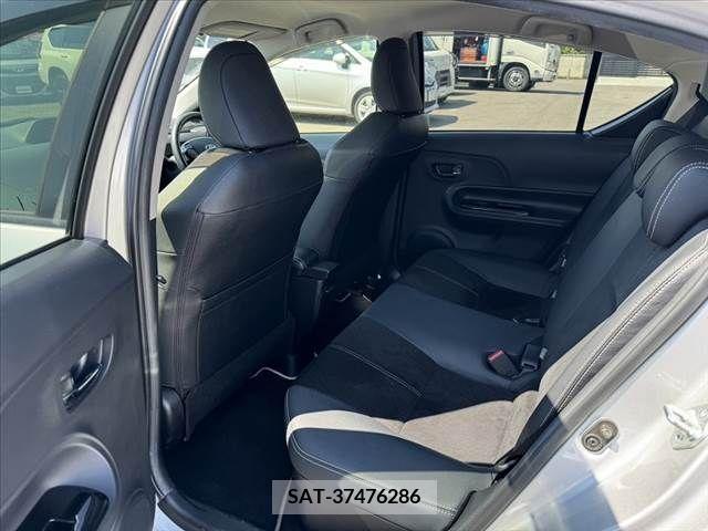 Toyota AQUA 2014-02 344471-18