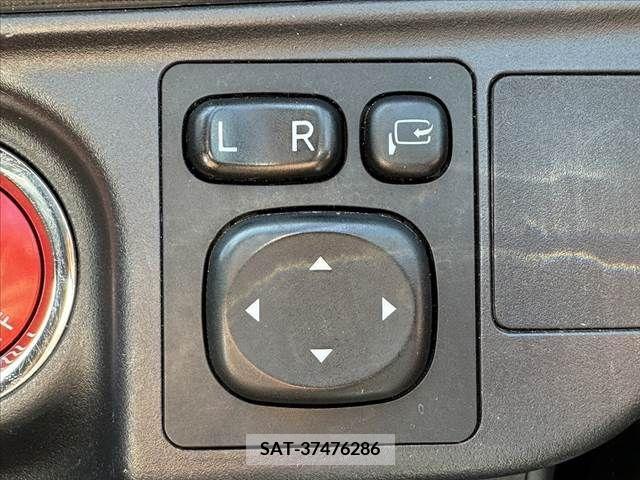 Toyota AQUA 2014-02 344471-27