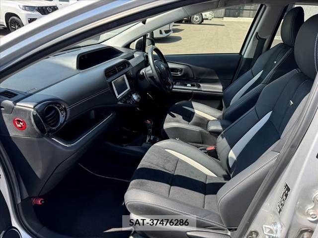 Toyota AQUA 2014-02 344471-16