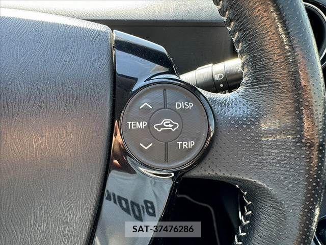 Toyota AQUA 2014-02 344471-23