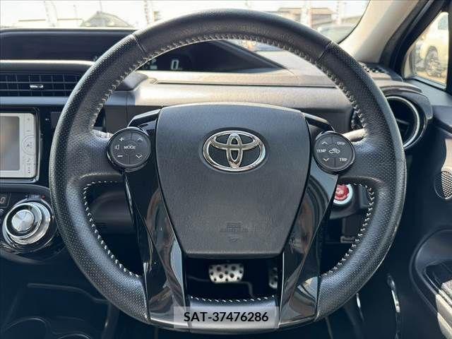 Toyota AQUA 2014-02 344471-21