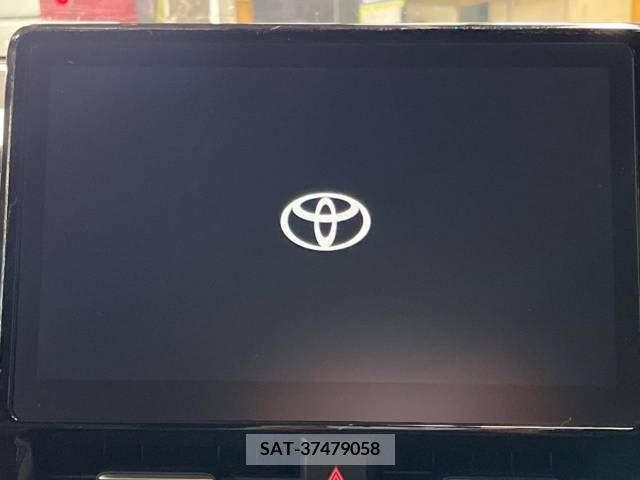 Toyota VOXY 2023-03 228811-2