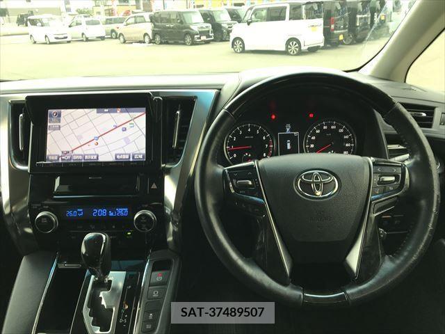Toyota VELLFIRE 2015-03 207718-1