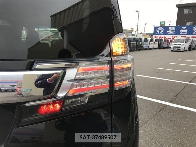 Toyota VELLFIRE 2015-03 207718-5
