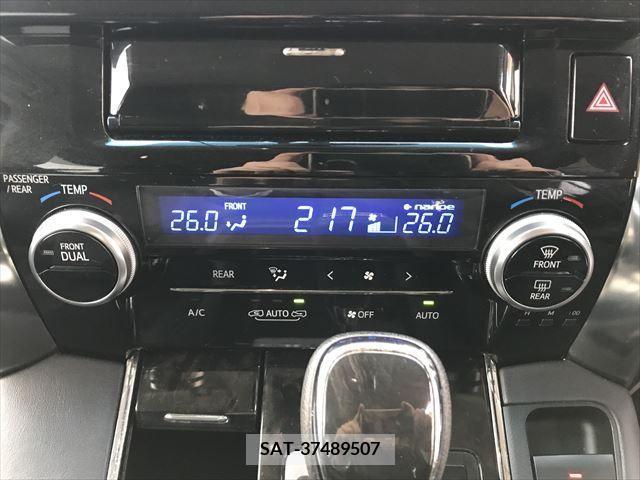 Toyota VELLFIRE 2015-03 207718-17