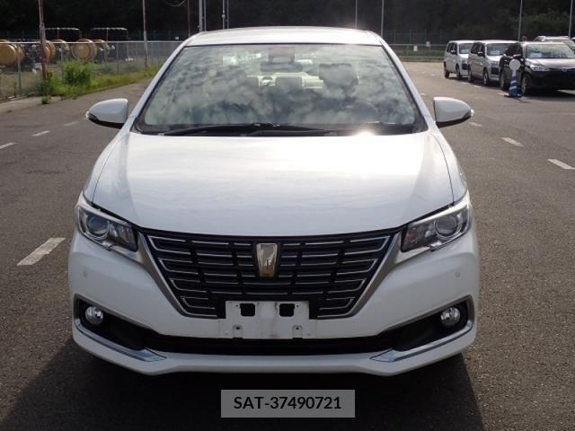 Toyota PREMIO 2017-04 281694-1