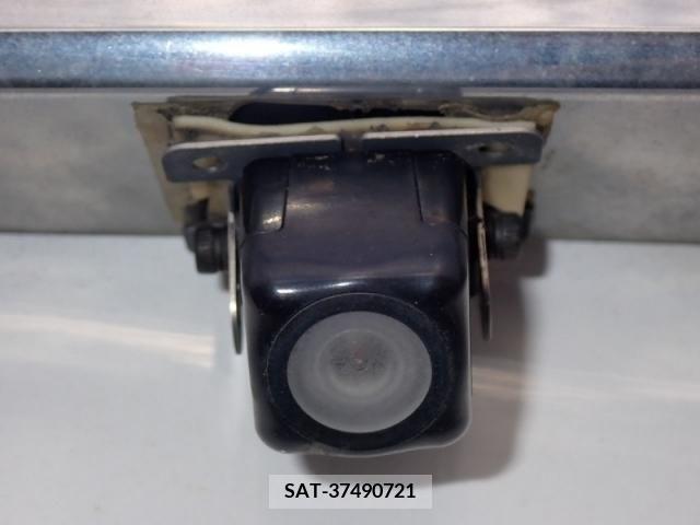 Toyota PREMIO 2017-04 281694-19