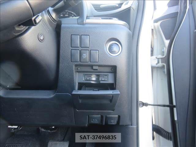 Toyota ALPHARD 2016-04 389049-13