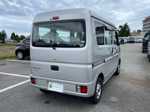 Mitsubishi MINICAB VAN 2015-07 10897-6