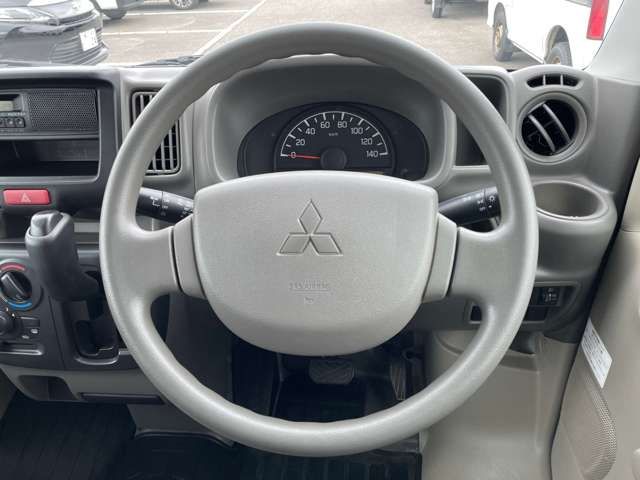 Mitsubishi MINICAB VAN 2015-07 10897-19