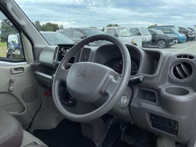 Mitsubishi MINICAB VAN 2015-07 10897-18