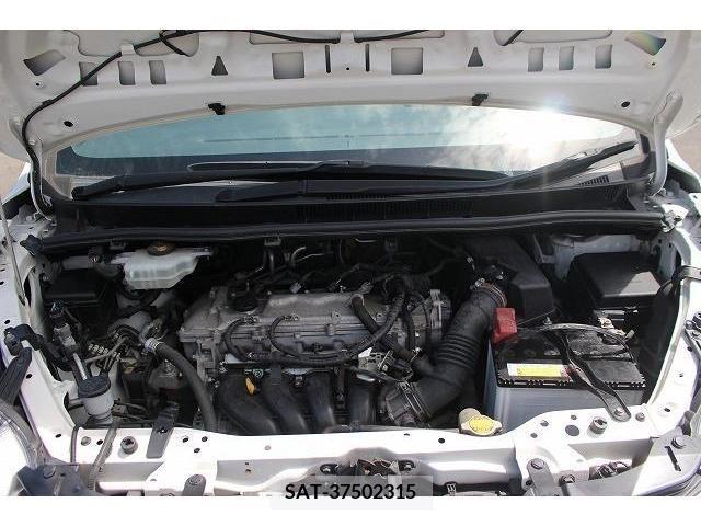 Toyota ESQUIRE 2015-06 233364-17
