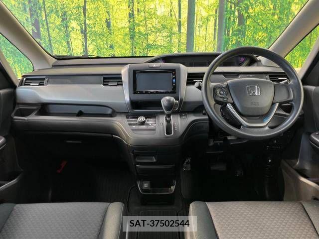 Honda FREED 2018-05 302925-1