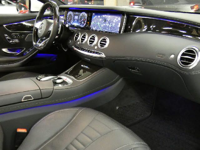 Mercedes Benz S-CLASS 2016-03 27838-1
