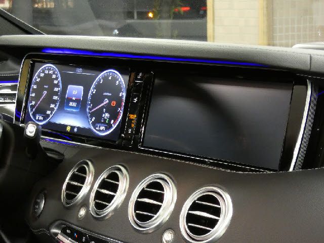 Mercedes Benz S-CLASS 2016-03 27838-9