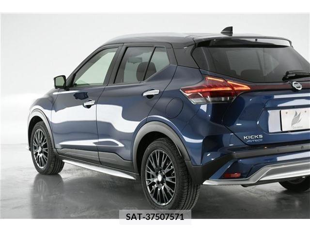 Nissan KICKS 2022-07 211992-6