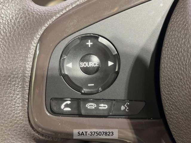 Honda N BOX 2018-11 364459-7