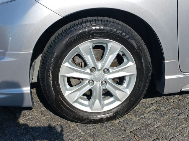 Honda FIT HYBRID 2011-08 185620-7