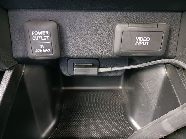 Honda FIT HYBRID 2011-08 185620-18