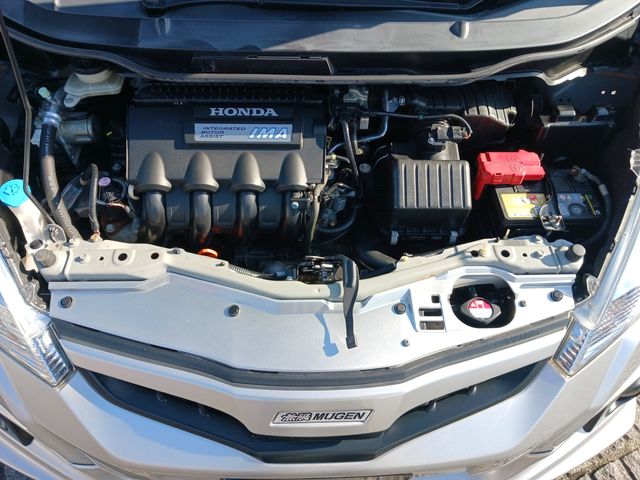 Honda FIT HYBRID 2011-08 185620-27