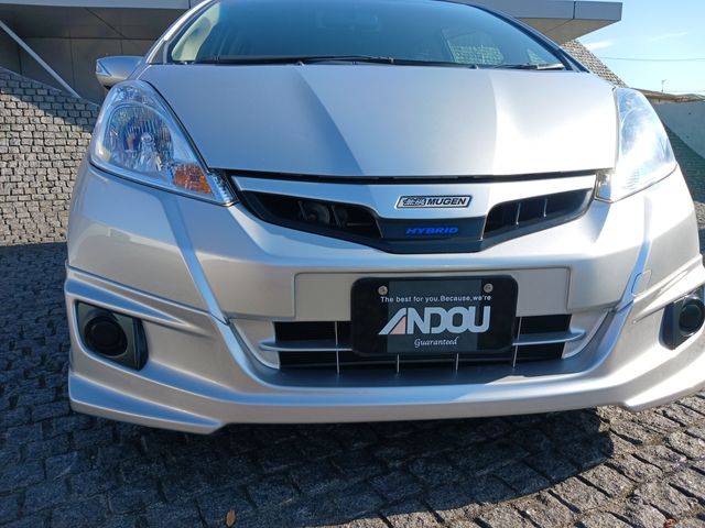 Honda FIT HYBRID 2011-08 185620-5