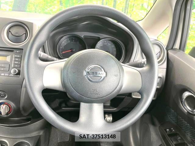 Nissan NOTE 2013-08 302317-11