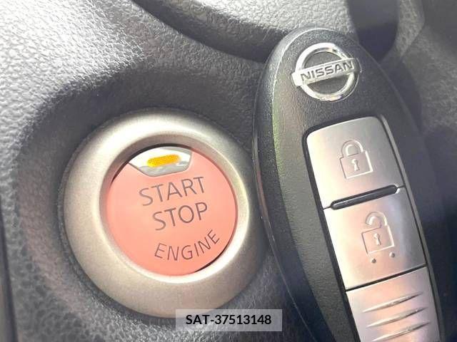 Nissan NOTE 2013-08 302317-5