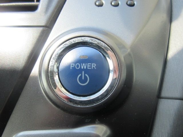 Toyota PRIUS ALPHA 2014-08 22158-15