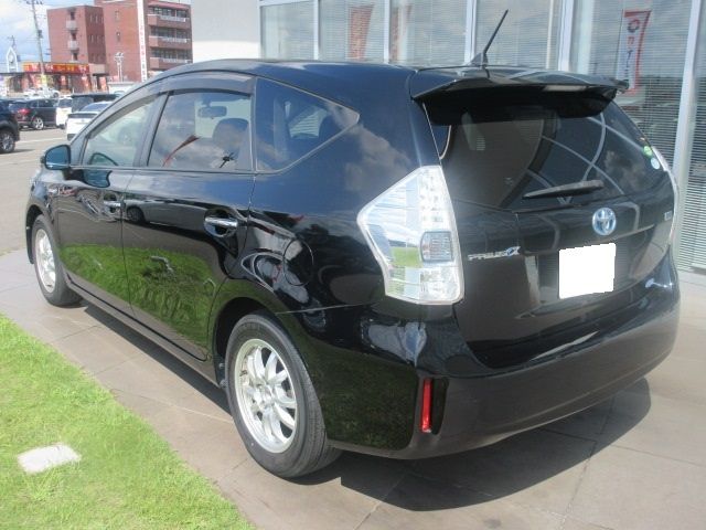 Toyota PRIUS ALPHA 2014-08 22158-3