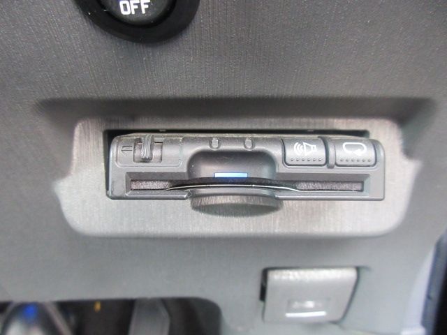 Toyota PRIUS ALPHA 2014-08 22158-18