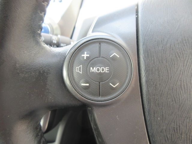 Toyota PRIUS ALPHA 2014-08 22158-20