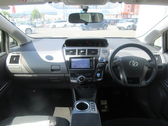 Toyota PRIUS ALPHA 2014-08 22158-6