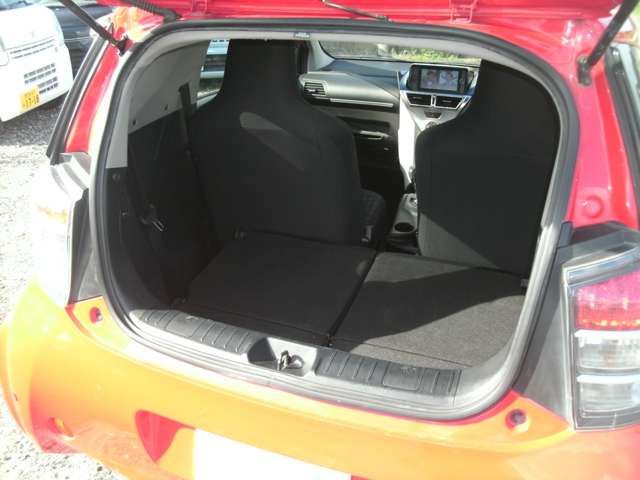 Toyota IQ 2011-06 8649-9