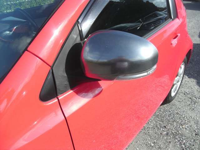 Toyota IQ 2011-06 8649-4