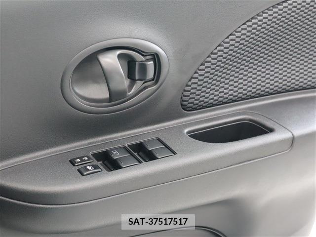 Nissan MARCH 2018-07 383044-4