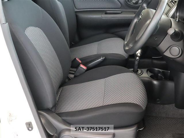 Nissan MARCH 2018-07 383044-12