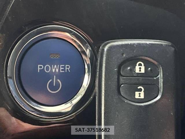 Toyota PRIUS 2013-07 377217-4