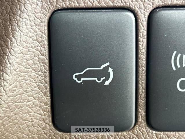 Mitsubishi OUTLANDER PHEV 2015-10 381699-6