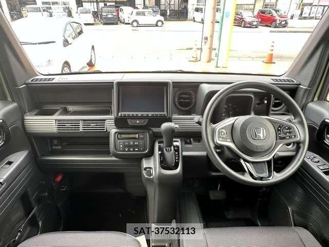 Honda N-VAN 2022-07 335562-6