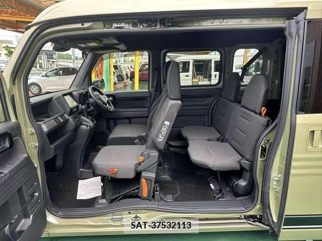 Honda N-VAN 2022-07 335562-3