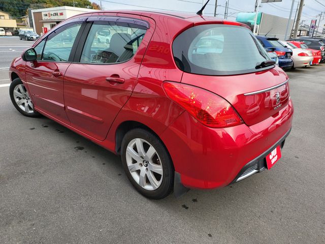 Peugeot 308 2013-07 193433-7