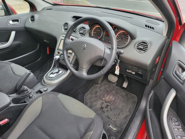 Peugeot 308 2013-07 193433-2